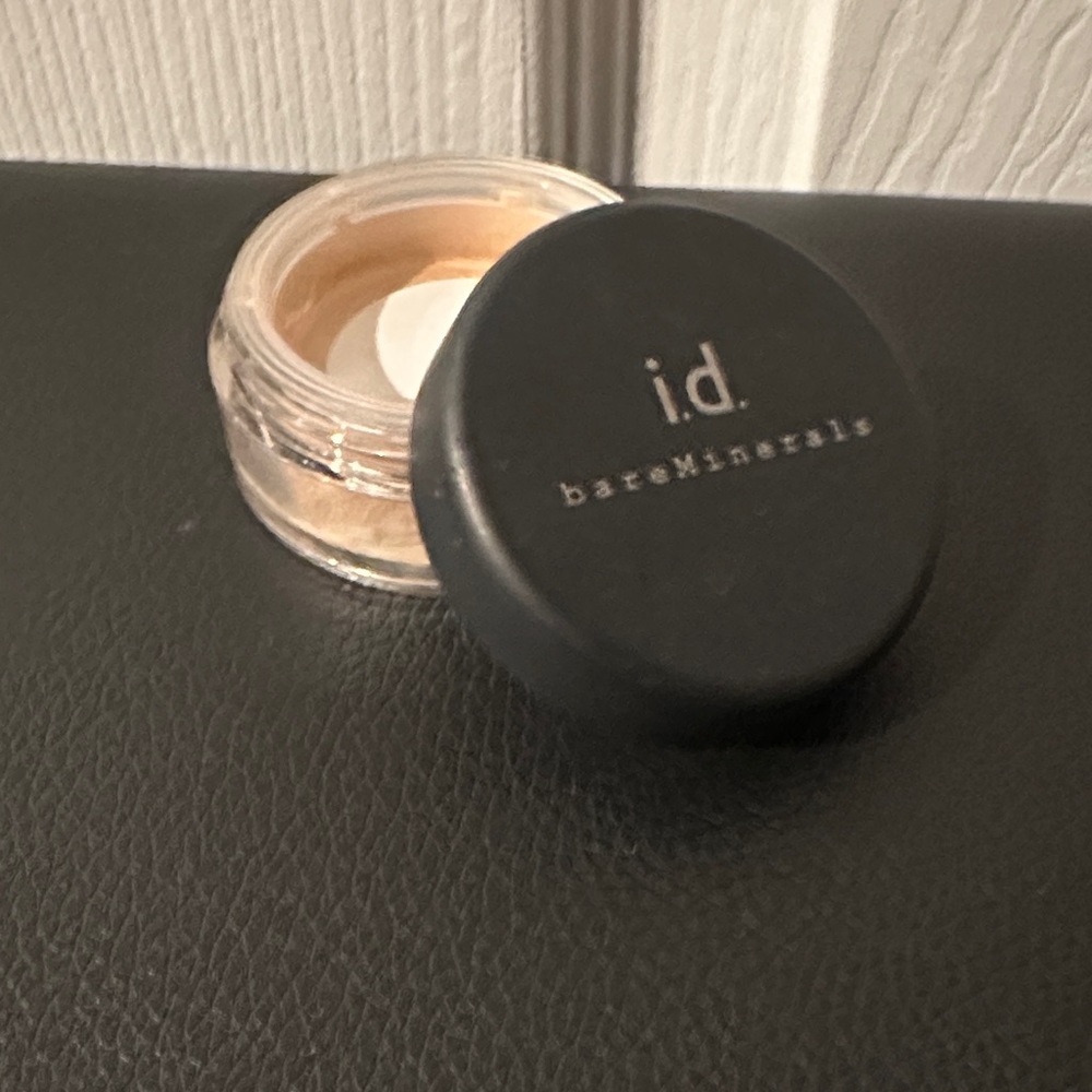 bareMinerals Loose Powder Foundation - Fairly Light